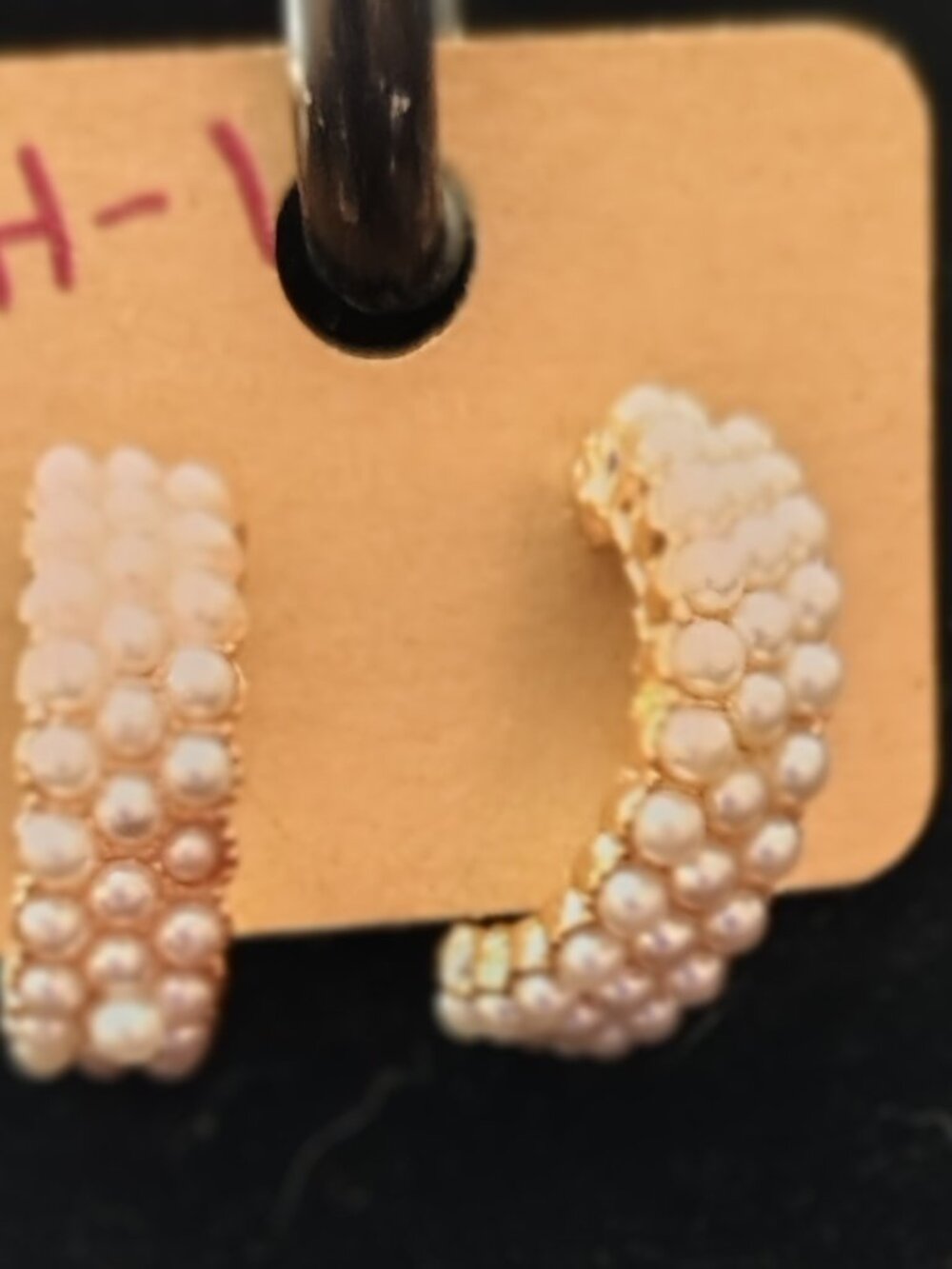 Hoop Earrings W/Pearl
